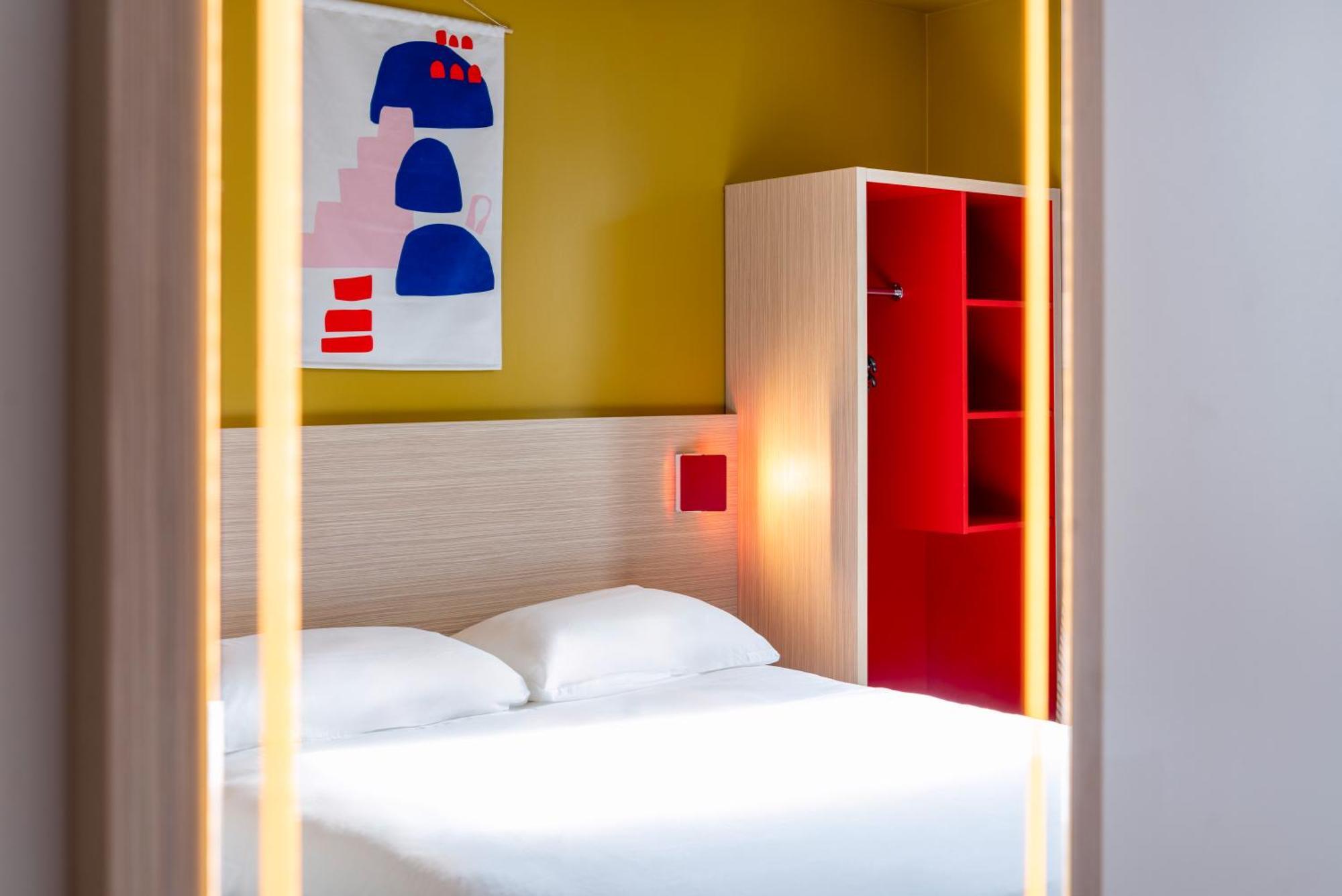 Ibis Styles Prevessin Geneve Aeroport Hotel ภายนอก รูปภาพ